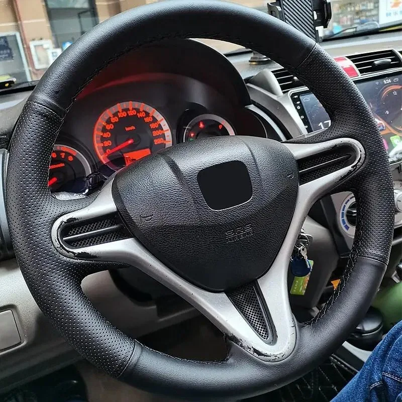 Leather rexin Floor Mat / Seat Poshish / Steering Cover — photo 3