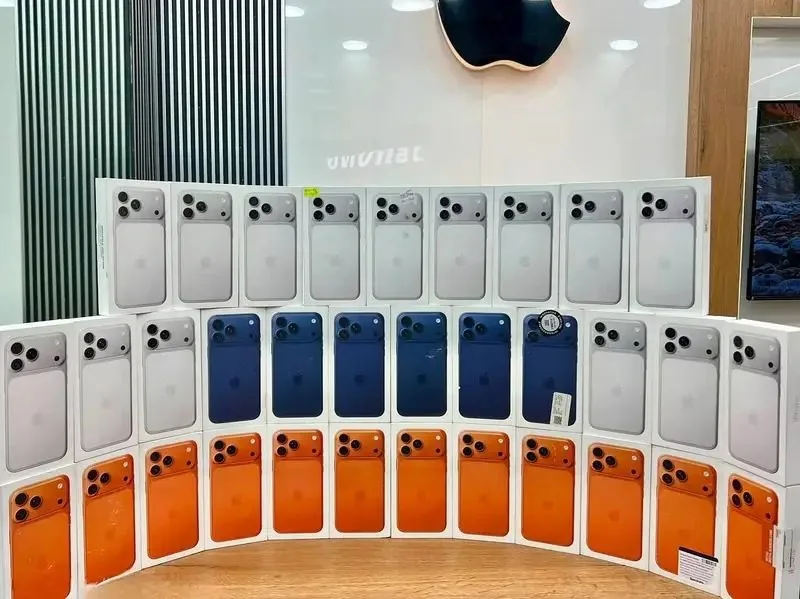 Iphone 17 Pro Max Box Pack JV / 17 Pro / 17 Air / 16 Plus PTA Approved