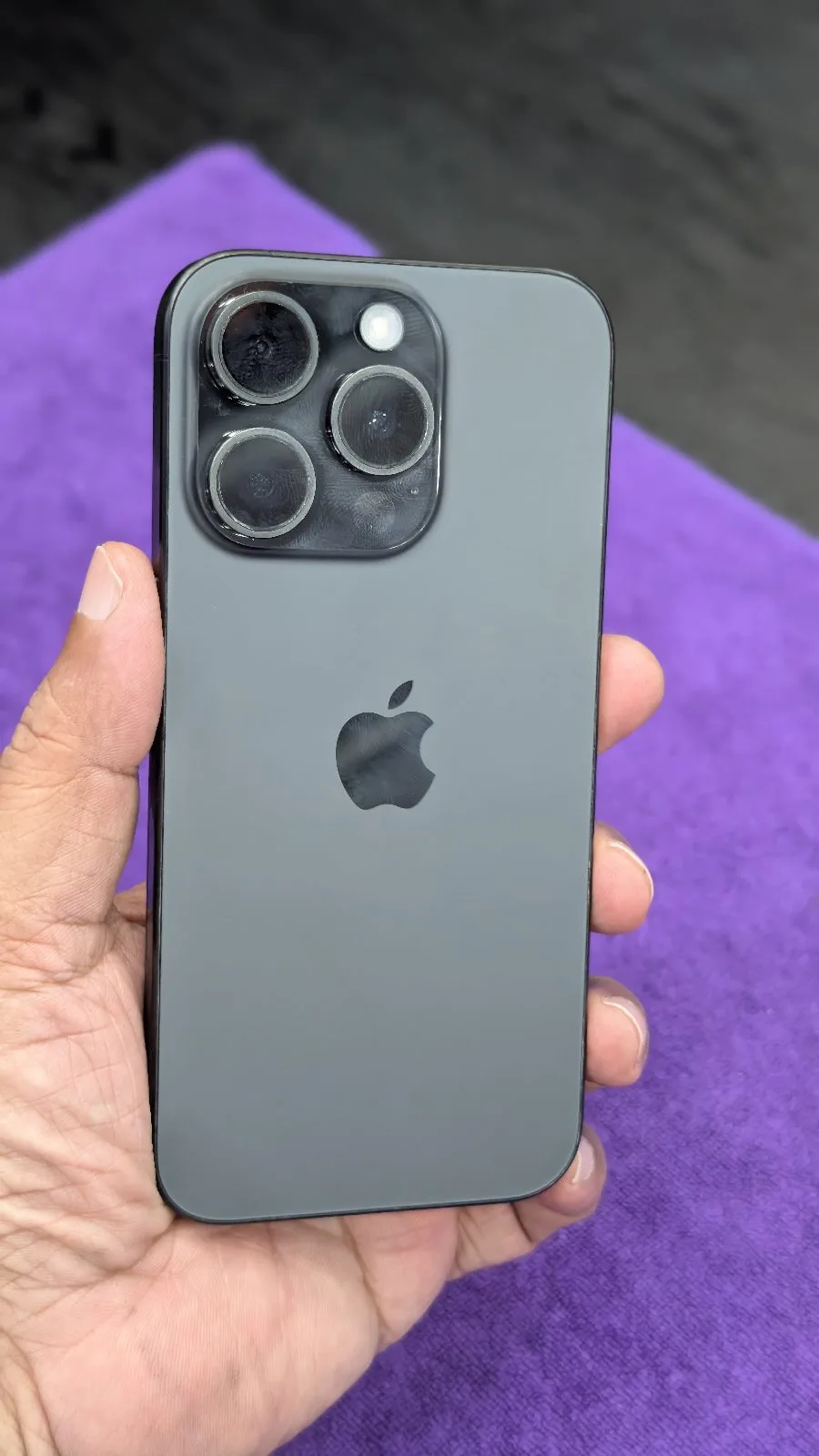 IPHONE 15 PRO