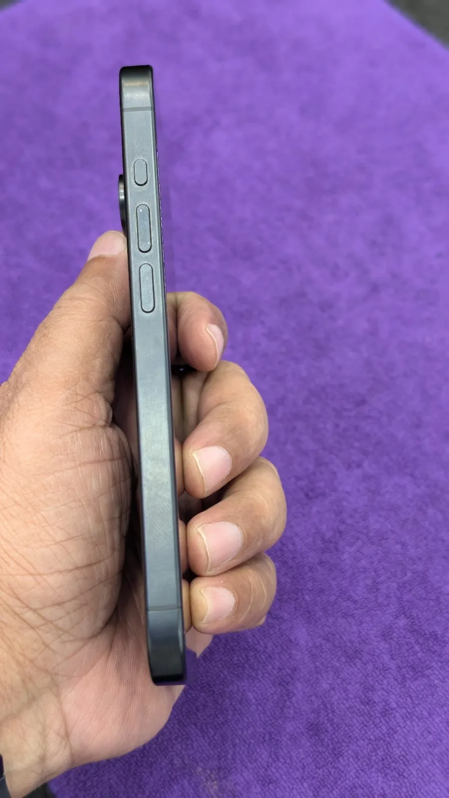 IPHONE 15 PRO — photo 4